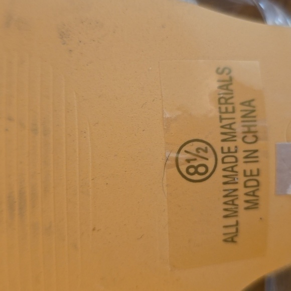 LULU'S Womens Clear Strappy Nude HEELS slip on Neutral Minimalist Sz.8.5 - Picture 8 of 11